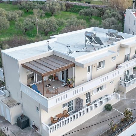 帕萨里迪Kos Helios House公寓 外观 照片